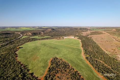 Property photo of 36 Oakabella Road East Bowes WA 6535