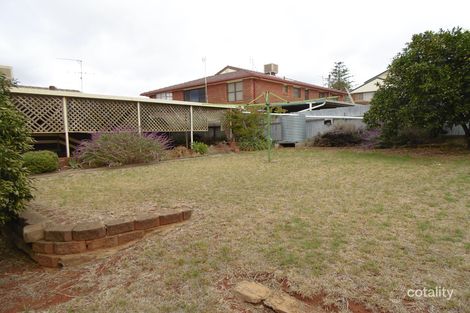 Property photo of 28 Evans Parade Parkes NSW 2870