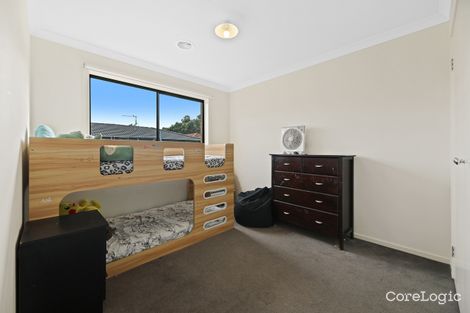 Property photo of 40 Summerhill Boulevard Drouin VIC 3818