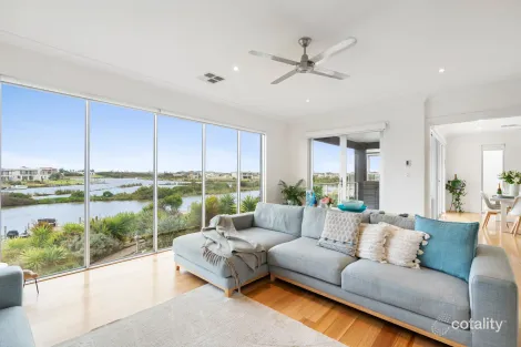 Property photo of 107 Wentworth Parade Hindmarsh Island SA 5214