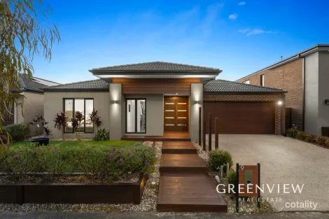 Property photo of 9 Celsius Drive Cranbourne North VIC 3977