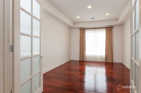 Property photo of 37 Royal Terrace Craigieburn VIC 3064