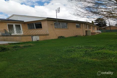 Property photo of 8 Rowlands Street Blayney NSW 2799