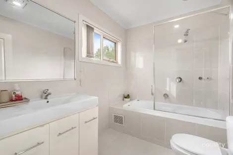 Property photo of 2/77-79 Frawley Road Hallam VIC 3803