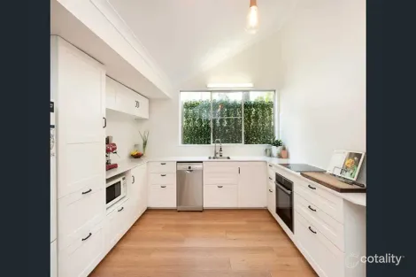 Property photo of 53 Goldsbrough Road Taringa QLD 4068