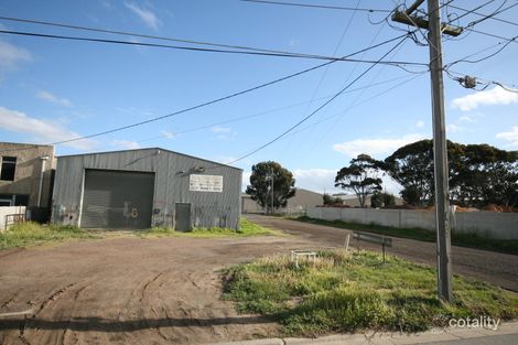 8 Naughton Ave, North Geelong, VIC 3215