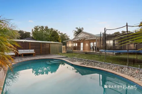 Property photo of 2048 Wellington Road Clematis VIC 3782