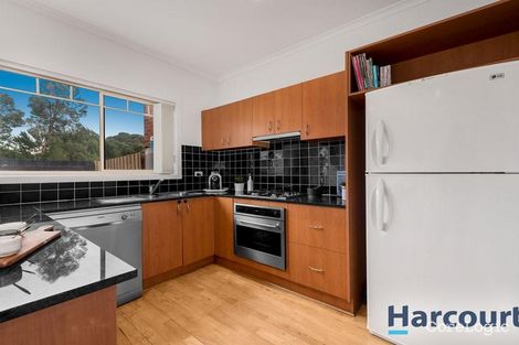 Property photo of 10/19 Earls Court Wantirna South VIC 3152