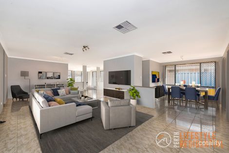 4 Laelia St, Bennett Springs, WA 6063