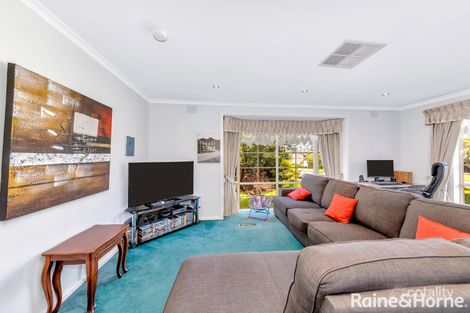 Property photo of 27 Duff Street Cranbourne VIC 3977