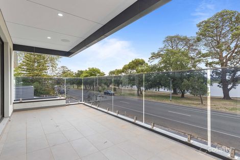 Property photo of 201 Wendouree Parade Lake Wendouree VIC 3350