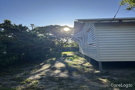 Property photo of 2 Bishop Road Beachmere QLD 4510