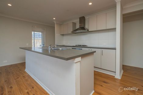 Property photo of 122 McKeachie Drive Aberglasslyn NSW 2320
