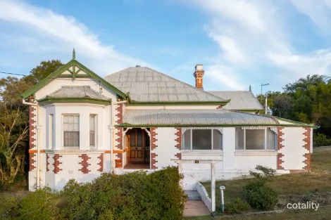 15 Macalister St, Ipswich, QLD 4305