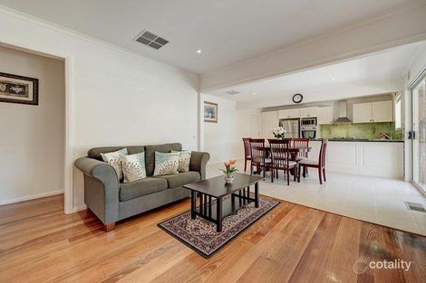 Property photo of 10 Neva Court Mount Waverley VIC 3149