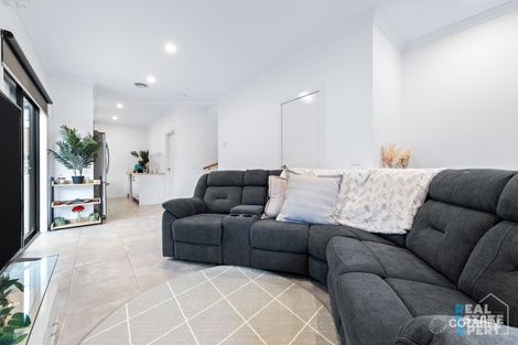 Property photo of 5 Sheba Court Hallam VIC 3803