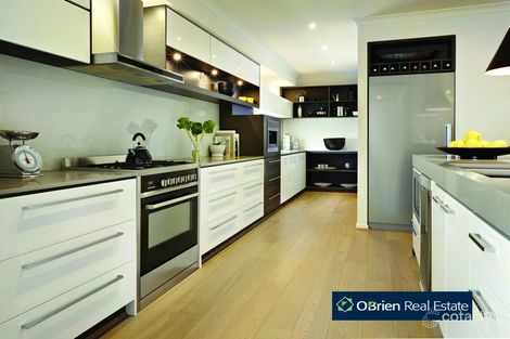 Property photo of 16 Forest Drive Clyde North VIC 3978