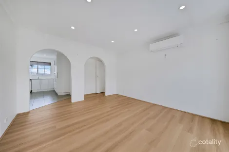 Property photo of 4/1 Hybon Avenue Queanbeyan East NSW 2620