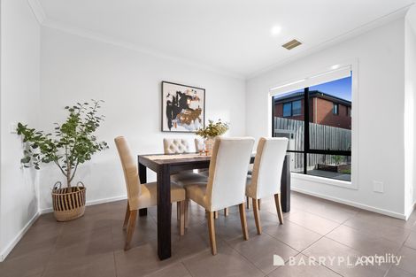 Property photo of 4 Colville Crescent Keysborough VIC 3173