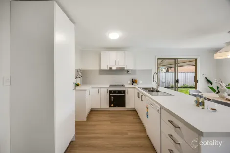 Property photo of 51 Conservatory Circuit Oakden SA 5086
