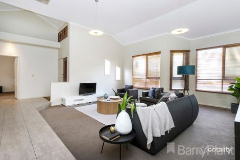 Property photo of 1 Glencara Close Westmeadows VIC 3049