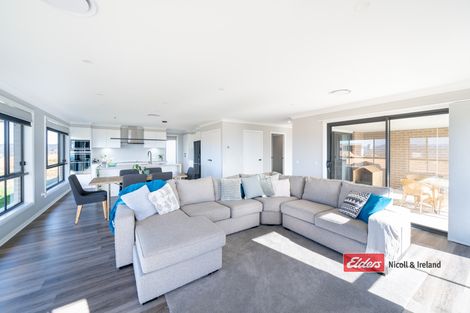 Property photo of 3 Samuel Way The Lagoon NSW 2795