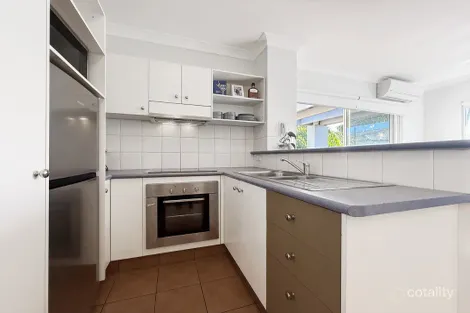 Property photo of 28/10-14 Purli Street Surfers Paradise QLD 4217