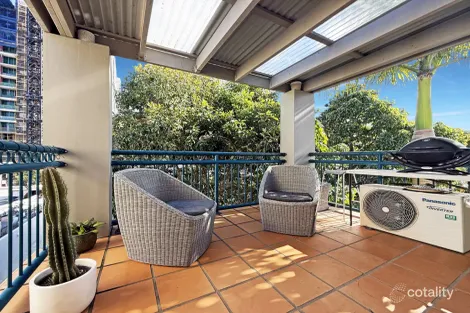 Property photo of 28/10-14 Purli Street Surfers Paradise QLD 4217