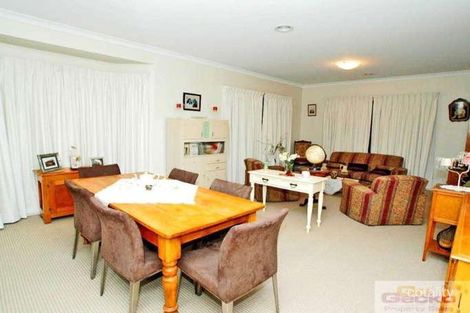Property photo of 7 Evan Place Jerrabomberra NSW 2619