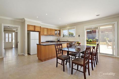 Property photo of 20 Woningary Crescent Doreen VIC 3754