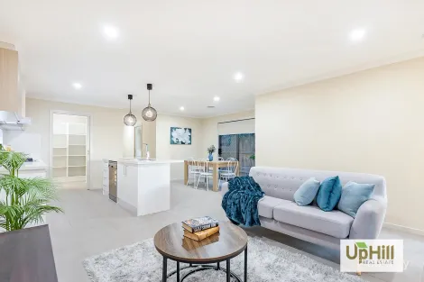 Property photo of 23 Australorp Drive Clyde North VIC 3978