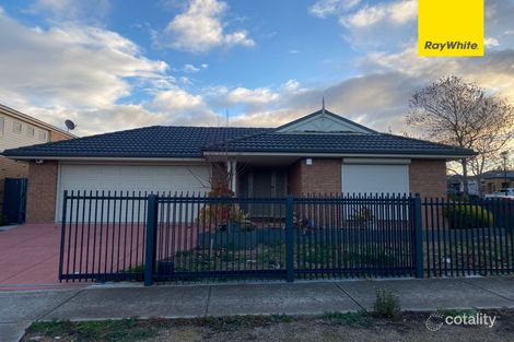 2 Coburn Way, Caroline Springs, VIC 3023