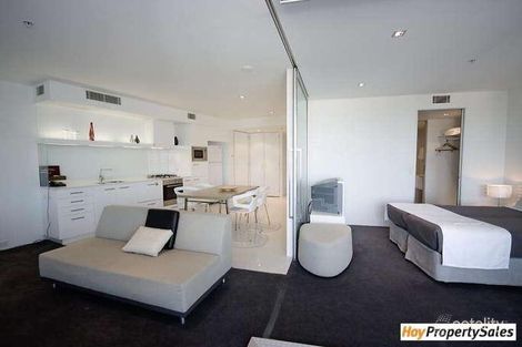 807/9 Hamilton Ave, Surfers Paradise, QLD 4217