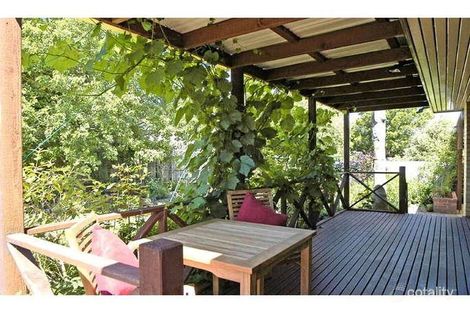 Property photo of 14 St Hubert Road Ivanhoe East VIC 3079