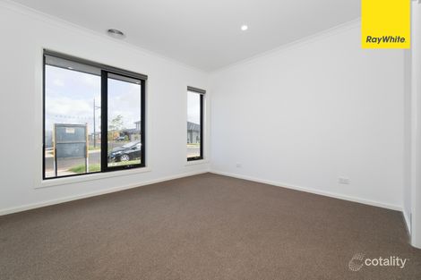 13 Polmont Ave, Thornhill Park, VIC 3335