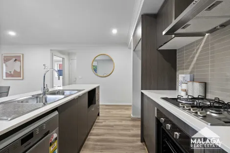 Property photo of 5 Stonefly Circuit Weir Views VIC 3338