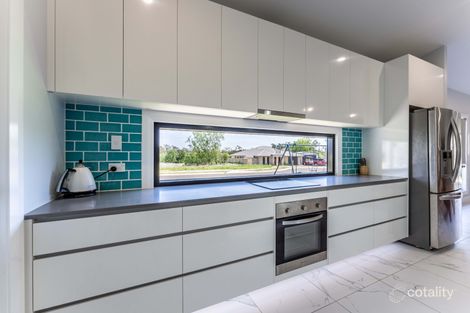 Property photo of 6 Caulfield Place Emerald QLD 4720