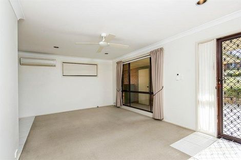 Property photo of 5 Barrington Crescent Maryland NSW 2287