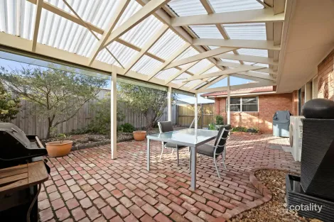 Property photo of 5 Filipi Drive St Albans Park VIC 3219
