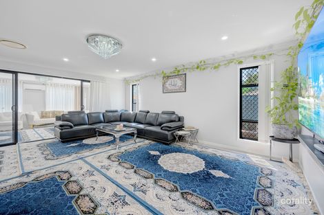 Property photo of 20 Emerson Close Durack QLD 4077