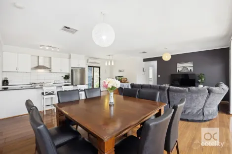 Property photo of 18A Featherstone Drive Huntfield Heights SA 5163