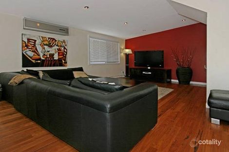 Property photo of 20 Weymouth Road Lake Tabourie NSW 2539