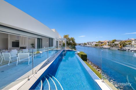 Property photo of 7087 Keyside Close Hope Island QLD 4212