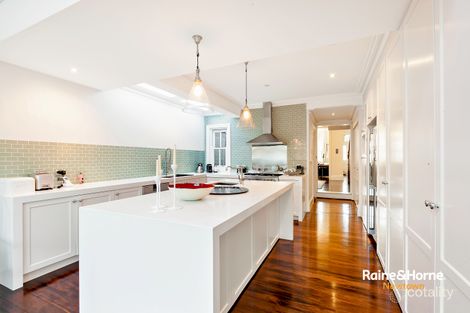 14 Holdsworth St, Newtown, NSW 2042