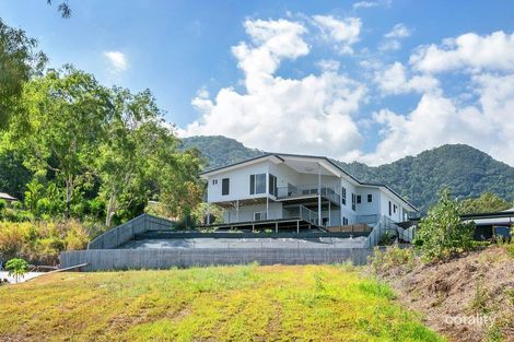 Property photo of 5 Bacalakis Close Mount Sheridan QLD 4868