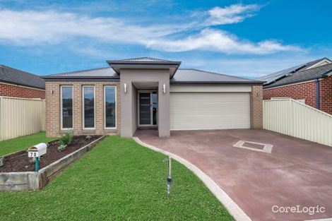 Property photo of 70 Bluehills Boulevard Pakenham VIC 3810