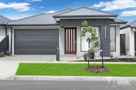 Property photo of 16 Samolus Street Mickleham VIC 3064