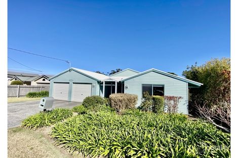 18 Connell St, Old Bar, NSW 2430