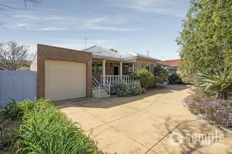 Property photo of 119 Kitchener Road Alfred Cove WA 6154