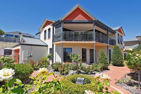 Property photo of 18 Lena Pass Mindarie WA 6030